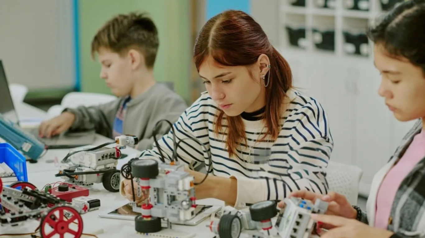 Practical STEAM project-based learning